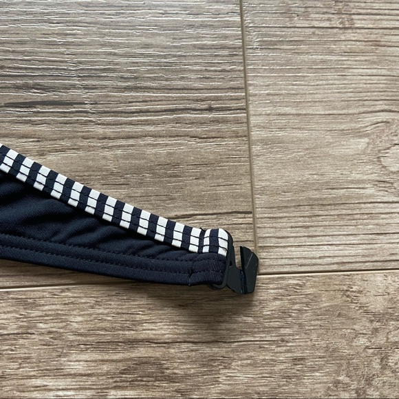 Sea Level Halter Two Piece Swimsuit size 8 - Picture 15 of 15